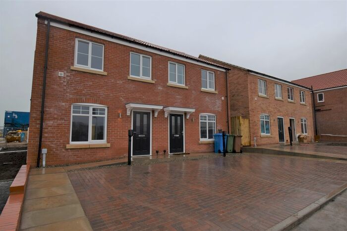 3 Bedroom Semi-Detached House To Rent In Sandwith Grove, Cherry Blossom Hill, Pinfold Lane, Bridlington, East Riding Of Yorkshire, YO16