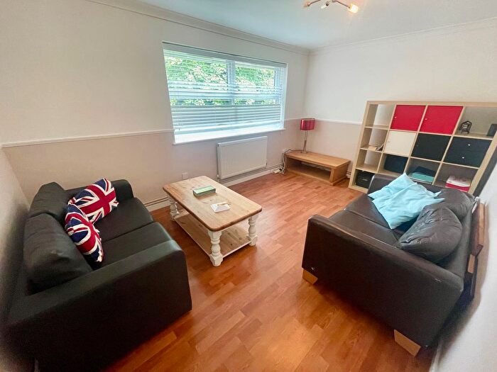 1 Bedroom Flat To Rent In Gardenia Avenue, Luton, LU3