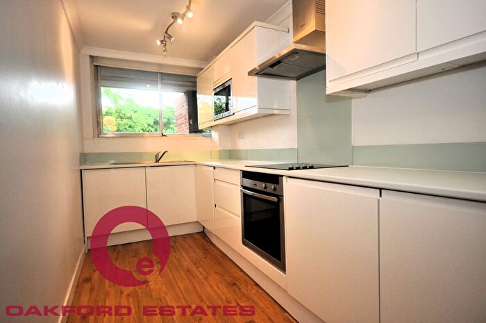 1 Bedroom Flat To Rent In Brecknock Road, Camden, N7
