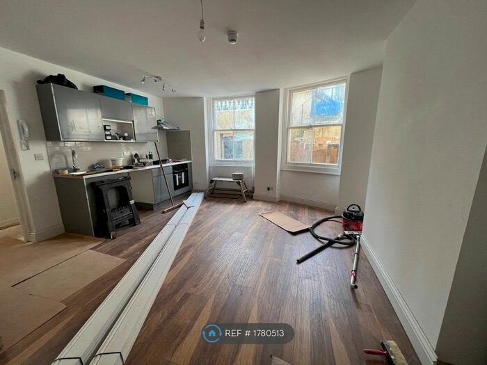 1 Bedroom Studio To Rent In Lansdowne Place, Hove, BN3