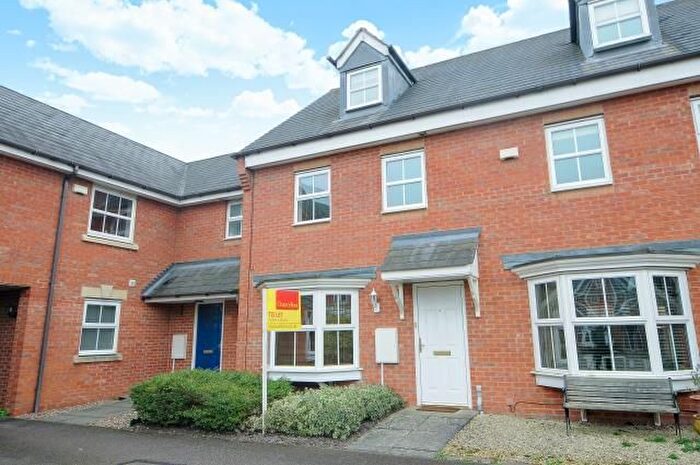 3 Bedroom Terraced House To Rent In Celandine Close, Bicester, OX26