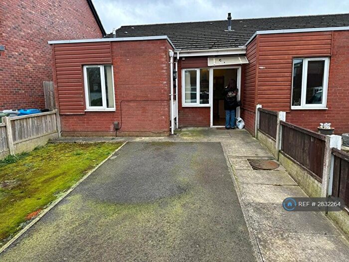 2 Bedroom Bungalow To Rent In Chepstow Avenue, Sale, M33