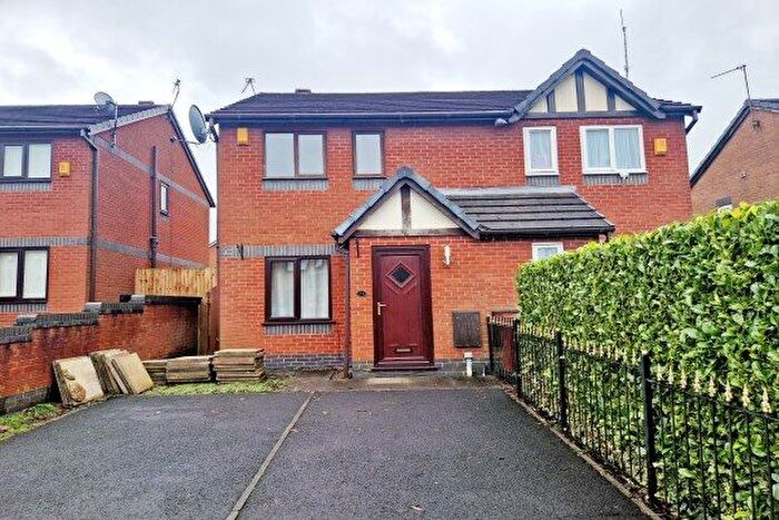 2 Bedroom Property To Rent In Highfield Gardens, Blackburn, BB2