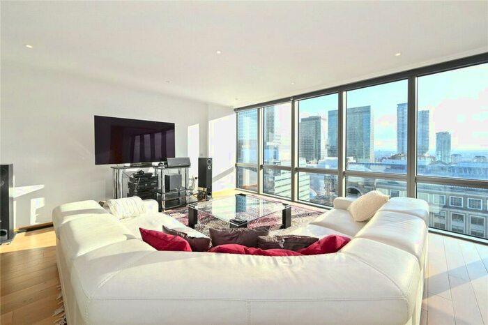 2 Bedroom Apartment For Sale In West India Quay, Hertsmere Road, Canary Wharf, London, E14