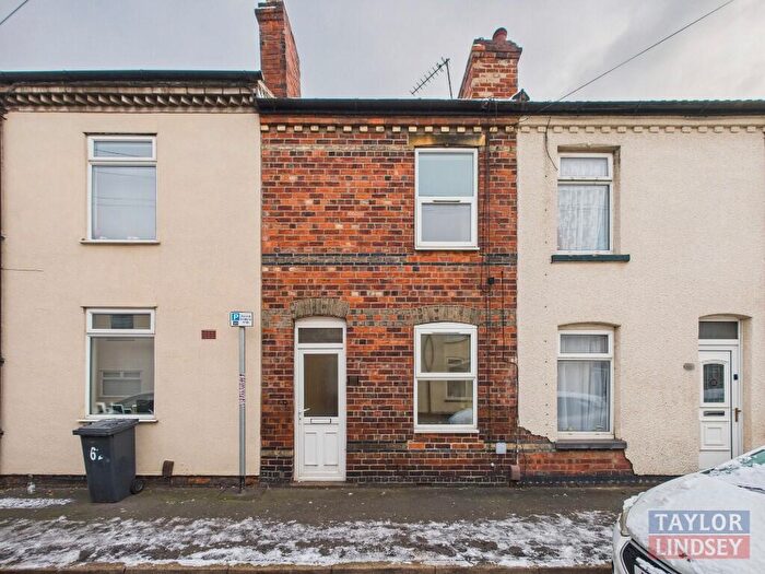 2 Bedroom Terraced House To Rent In Cross Street, Lincoln, Lincolnshire, LN5