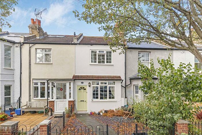 2 Bedroom Terraced House To Rent In St. Georges Road, Richmond, TW9