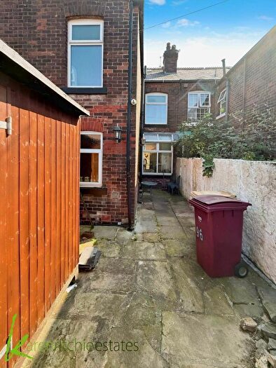3 Bedroom Terraced House For Sale In Bennetts Lane, Smithills, BL1