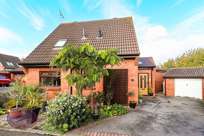 3 Bedroom Bungalow For Sale In Lawn Close, Heanor, DE75