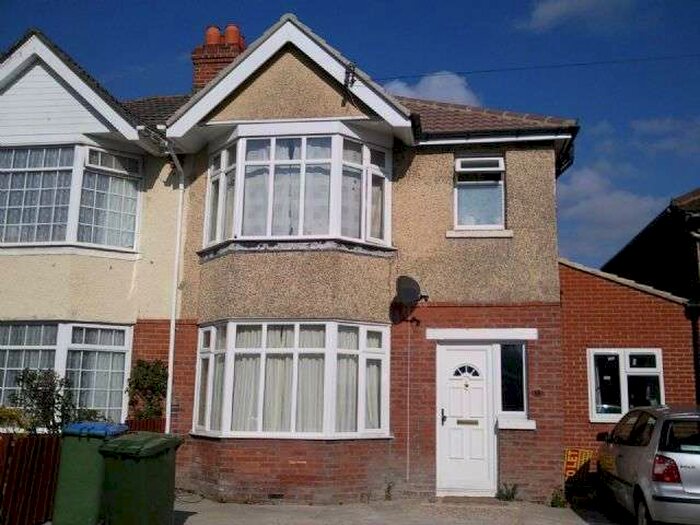6 Bedroom Semi-Detached House To Rent In Granby Grove, Highfield, Southampton, SO17