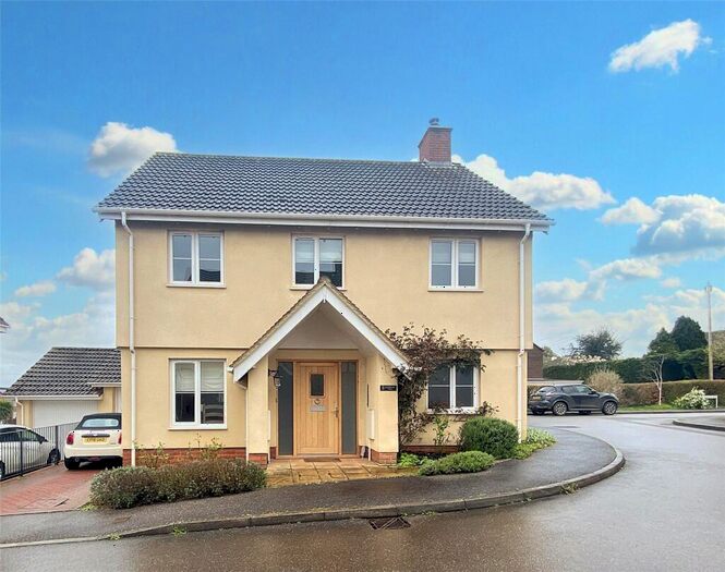 4 Bedroom Detached House For Sale In Cordwents View, Halberton, Tiverton, Devon, EX16