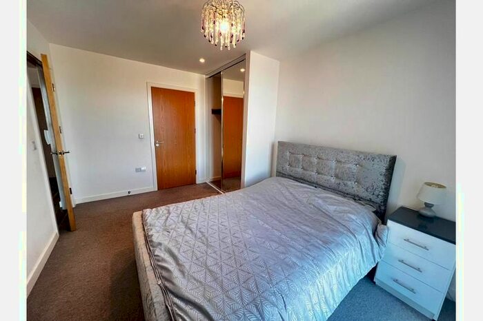 2 Bedroom Flat To Rent In Dorking Grove, Edgbaston, Birmingham, B15