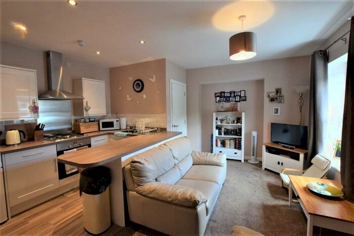 2 Bedroom Apartment To Rent In Market Street, Whaley Bridge, High Peak, SK23