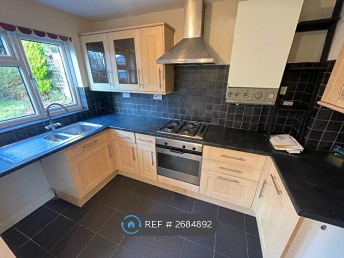 3 Bedroom Semi-Detached House To Rent In Jasmine Close, Nottingham, NG9