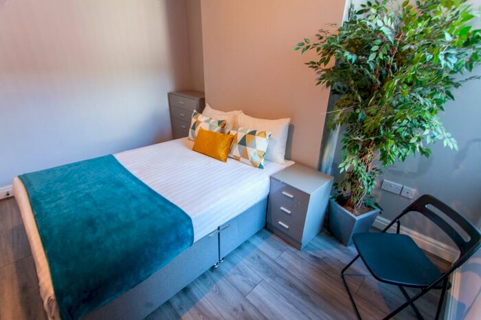 5 Bedroom House To Rent In Jubilee Drive, L7