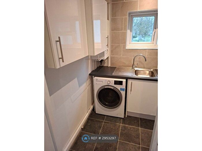 1 Bedroom Maisonette To Rent In Pondthorpe, Coventry, CV3