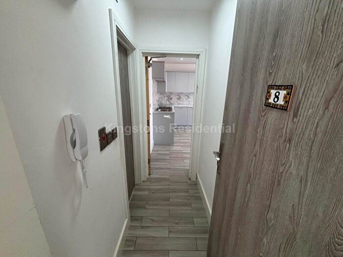 2 Bedroom Apartment To Rent In Colum Road, Cathays, CF10