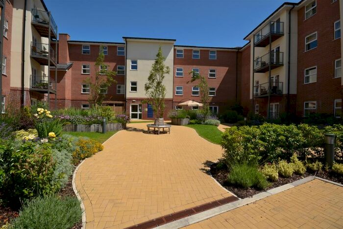 1 Bedroom Retirement Property For Sale In Adlington House, High Street, Wolstanton, ST5
