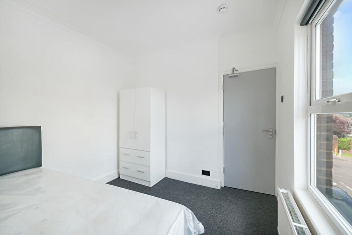 1 Bedroom End Of Terrace House To Rent In St Pauls Road, Luton, LU1