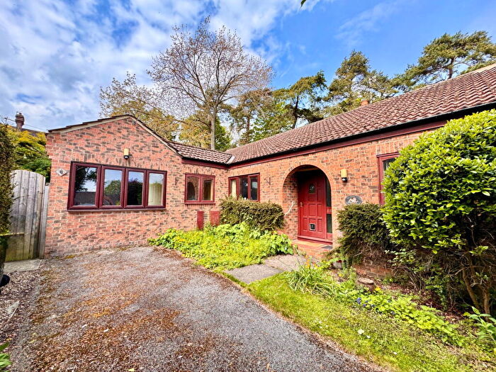 3 Bedroom Detached Bungalow For Sale In Moorside View, Ripon, HG4