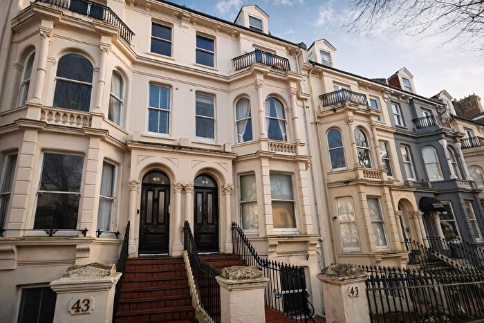 Studio For Sale In Upper Rock Gardens, Brighton, BN2