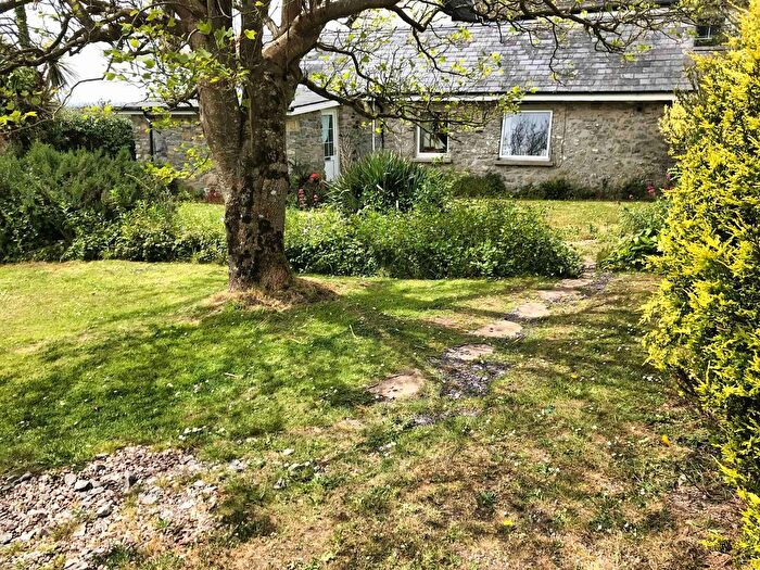 1 Bedroom Cottage For Sale In Manorbier, Tenby, SA70