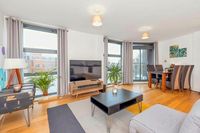 1 Bedroom Flat To Rent In Vantage, Goswell Road, EC1V