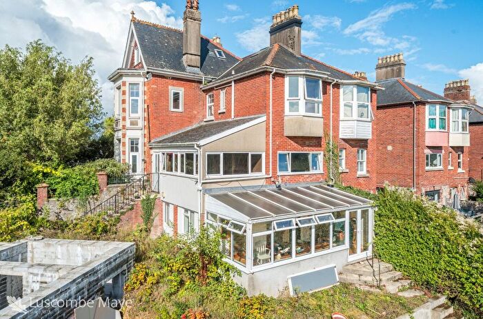 4 Bedroom End Of Terrace House For Sale In Queens Terrace, Totnes, TQ9