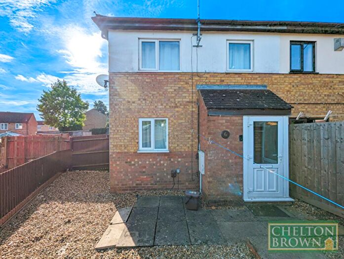 2 Bedroom Semi-Detached House To Rent In Winnington Close, Rectory Farm, Northampton, NN3