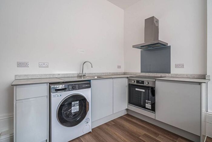 Studio To Rent In Regents Square, Bloomsbury, London, WC1H