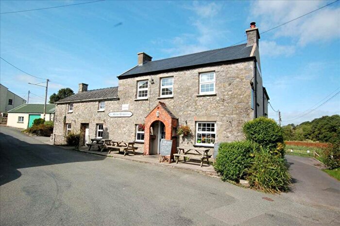 3 Bedroom Property For Sale In The Milton Brewery Inn, Milton, Milton, SA70