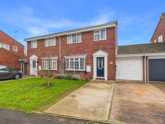 3 Bedroom Semi Detached House For Sale In Thrush Close, Abbeydale, Gloucester, GL4