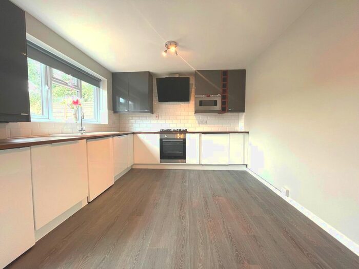 3 Bedroom Terraced House To Rent In Limes Close, Cirencester, GL7