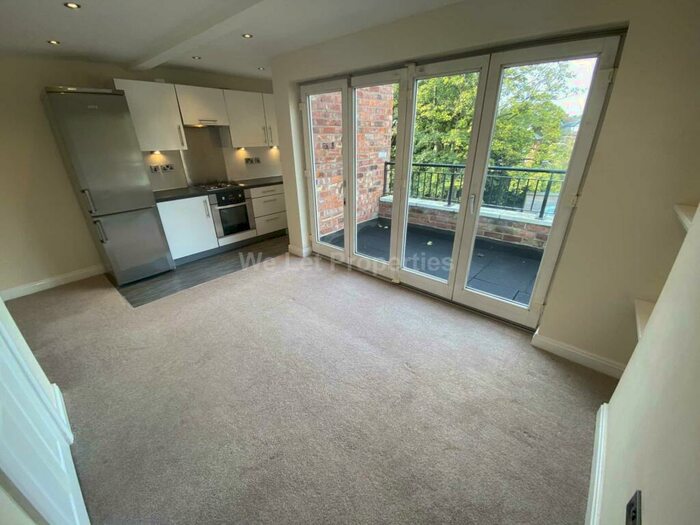 2 Bedroom Apartment To Rent In Manchester Road, Chorlton, M21