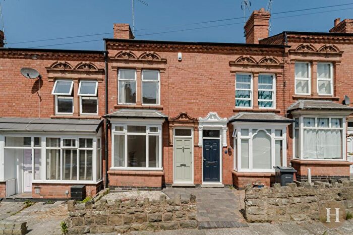 2 Bedroom Terraced House For Sale In Hartledon Road, Birmingham, B17