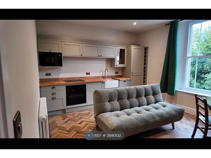 2 Bedroom Flat To Rent In Belmont Road, St. Andrews, Bristol, BS6