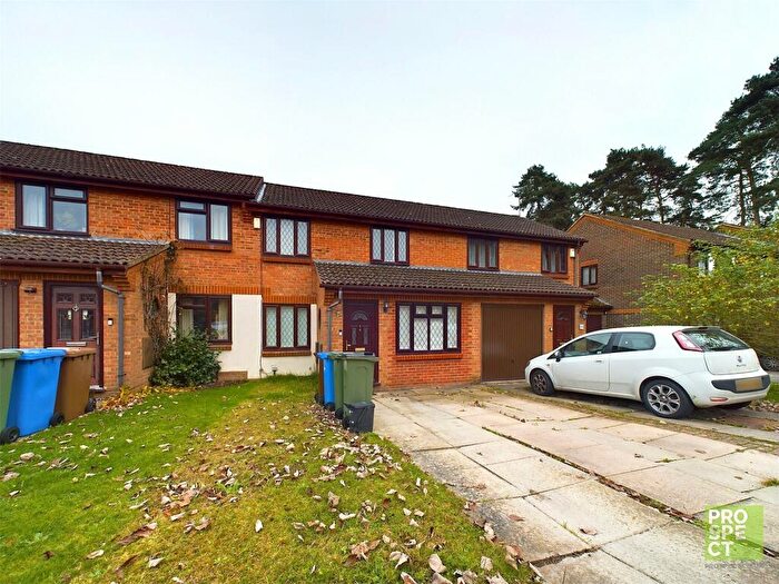 3 Bedroom Terraced House To Rent In Charterhouse Close, Bracknell, Berkshire, RG12