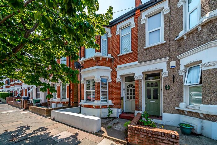 1 Bedroom Flat For Sale In Howard Road, Bromley, BR1