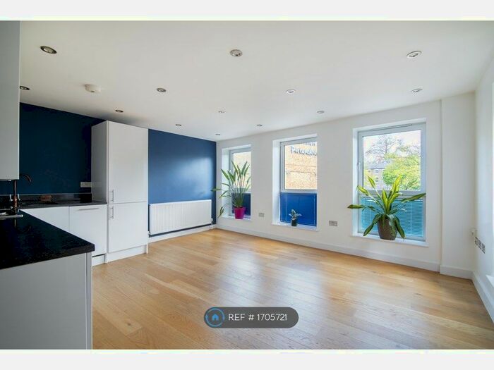 1 Bedroom Flat To Rent In Hermes Court, London, SE10