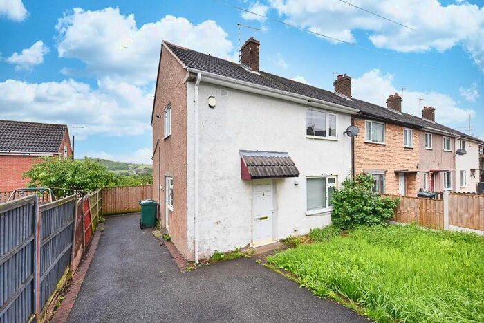 3 Bedroom End Of Terrace House To Rent In Phoenix Avenue, Gedling, Nottingham, NG4