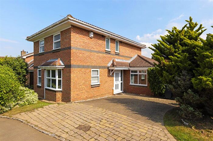 4 Bedroom Detached House For Sale In Wytherling Close, Bearsted Park, Bearsted, ME14