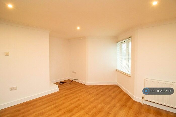 1 Bedroom Flat To Rent In St. Johns Street, Bury St. Edmunds, IP33