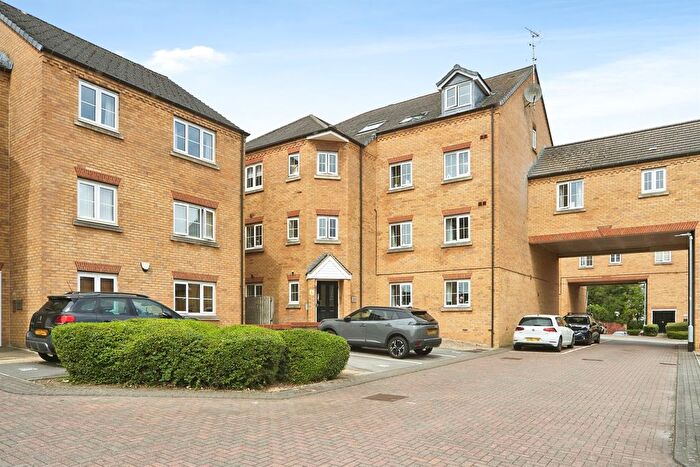 2 Bedroom Flat For Sale In Broadlands Court, Pudsey, LS28