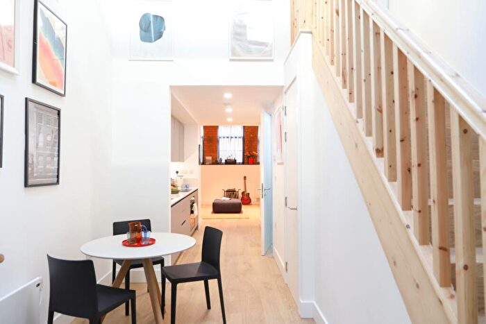 2 Bedroom Apartment To Rent In Milton Street, Sheffield, S3