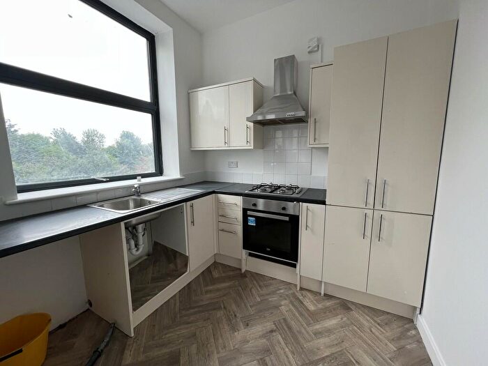 1 Bedroom Flat To Rent In North Circular Road, London, NW10