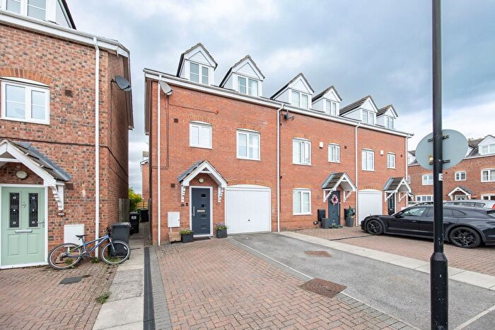 3 Bedroom Town House For Sale In Reid Park, Haxby, York, YO32