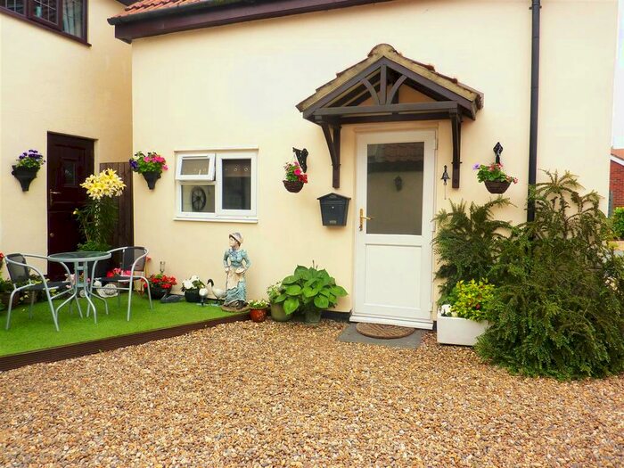 1 Bedroom Property To Rent In Low Street, Smallburgh, Norwich, NR12