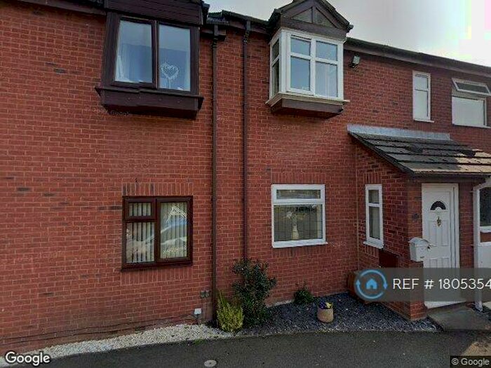 2 Bedroom Maisonette To Rent In Overdene Road, Winsford, CW7