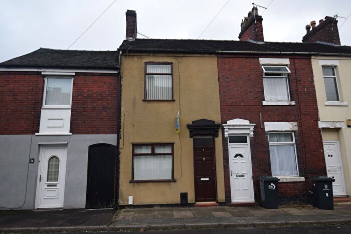 2 Bedroom Terraced House To Rent In Baskerville Road, Stoke-On-Trent, ST1