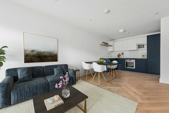 2 Bedroom Flat To Rent In Jenner Close, Sidcup DA14