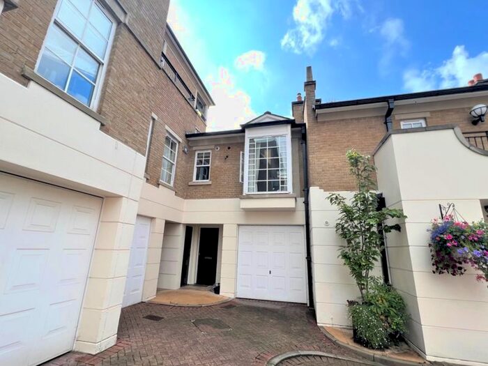 2 Bedroom Terraced House To Rent In Balvaird Place, Pimlico, London, SW1V